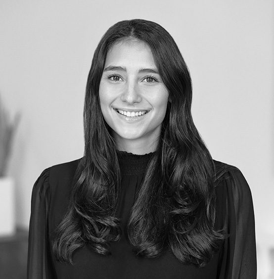 Emily 2022 BW